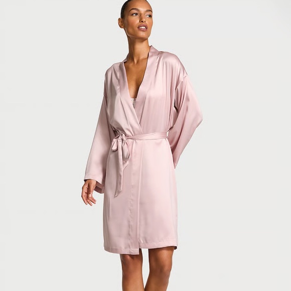 Victoria's Secret Satin Robe - Picture 2 of 5